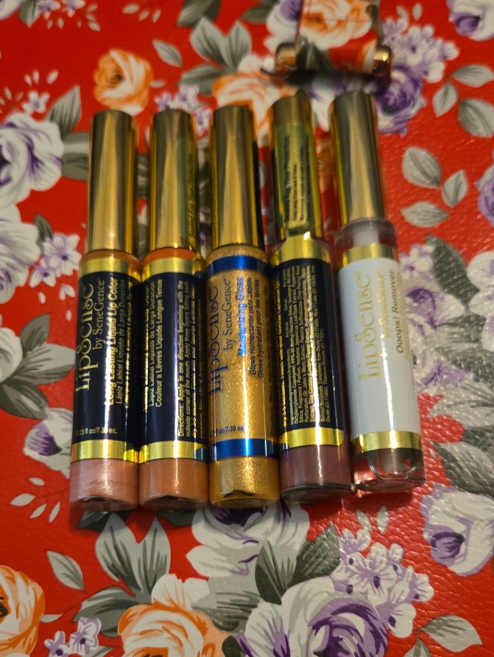 **lipsense Set: 3 Colors, 1 Golden Iris Gloss, Plus Remover